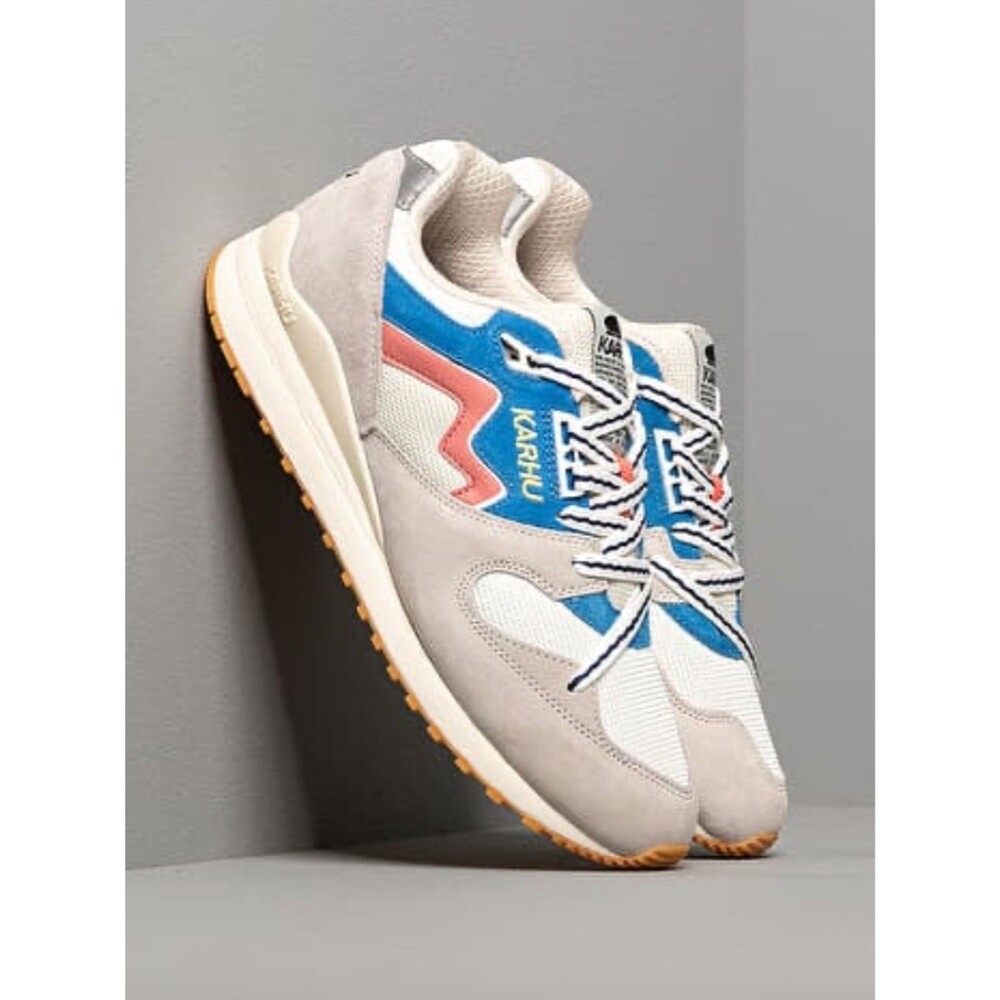 KARHU Synchron Classic Suede Sneaker - Grey (Lunar Rock/ Lantana) | Size 10